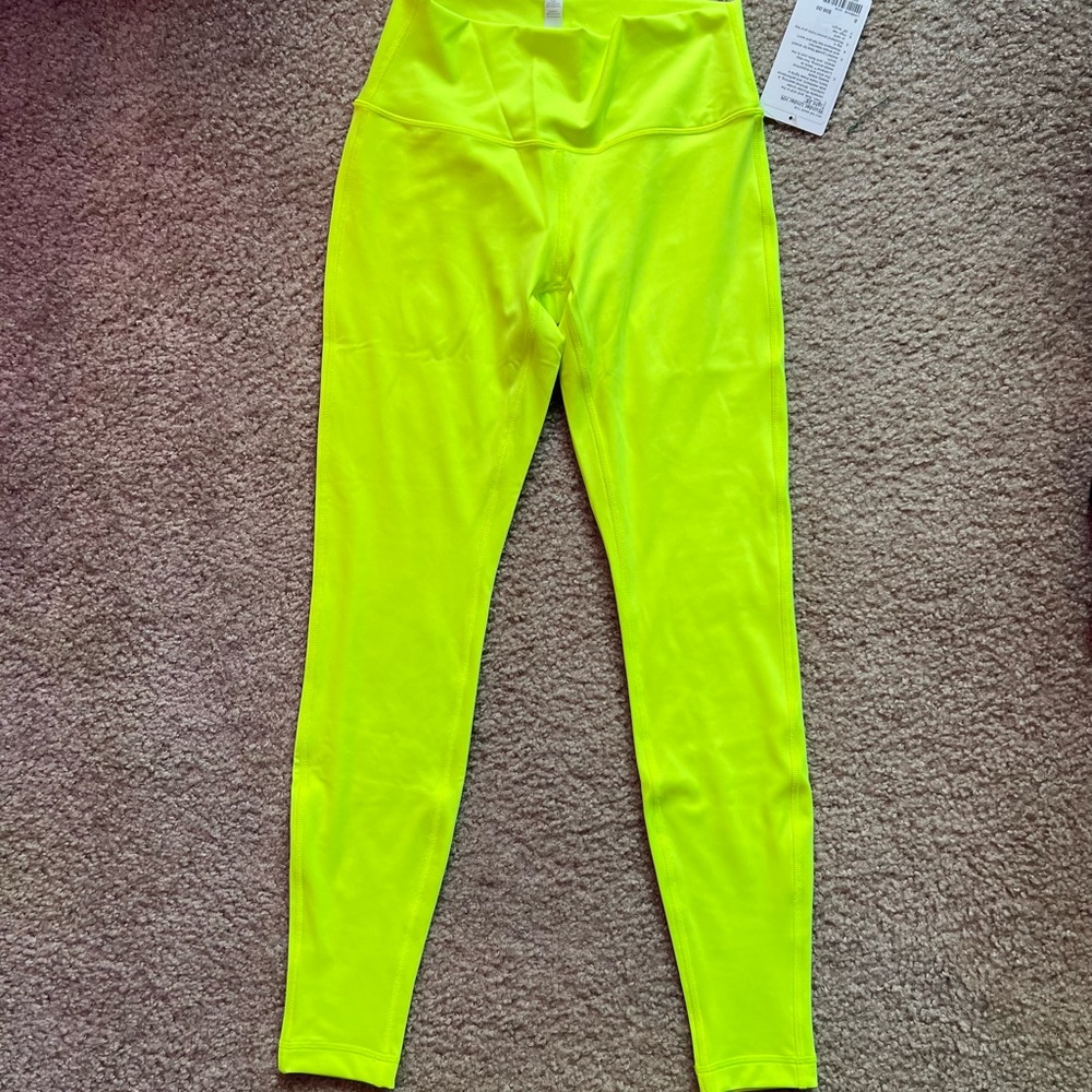 Lululemon Wunder Under HR 28” Leggings Size 8